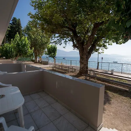 Nikolatos Apartments Лонгос Экстерьер фото
