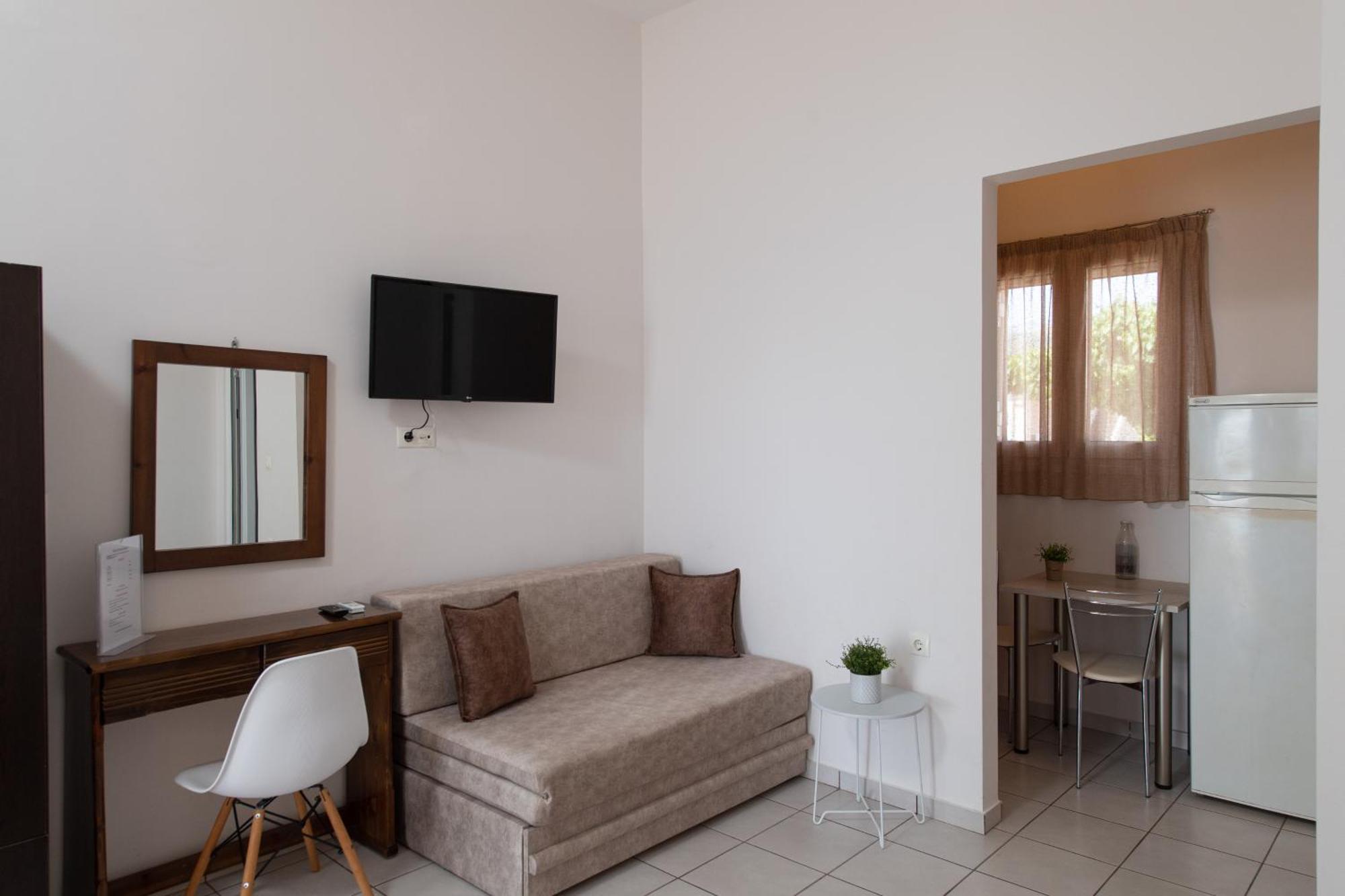 Nikolatos Apartment